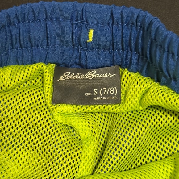 Boys Swim Shorts - Size 7/8 - Picture 2 of 5